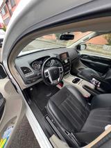 Lancia Voyager 2.8 MultiJet 16v Platinum Automatik ... - gebrauchte Lancia Van