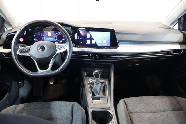 Volkswagen Golf VIII 1.0 TSI Life AID+ACC+LED+CARPLAY