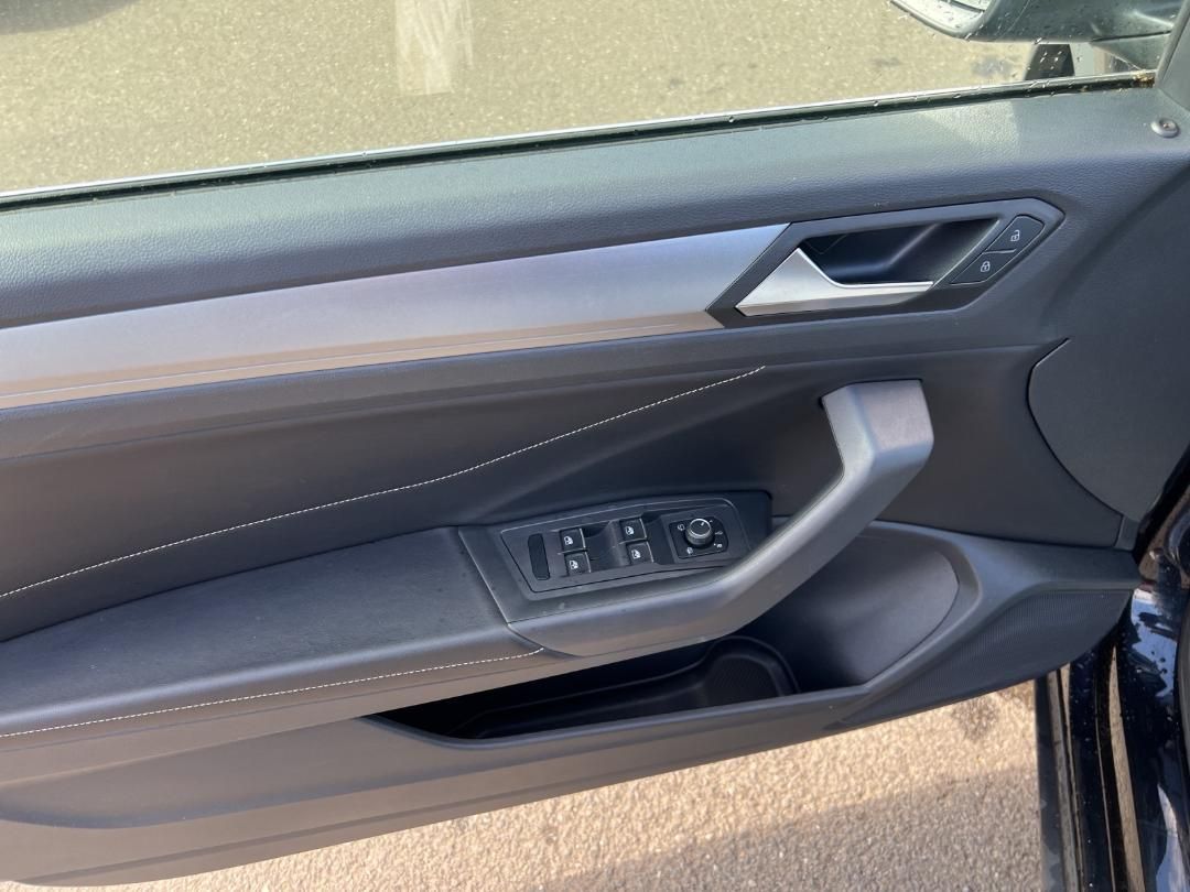 Fahrzeugabbildung Volkswagen T-Roc Cabriolet Style 1.0l TSI,SH,Navi,ACC,LED,C