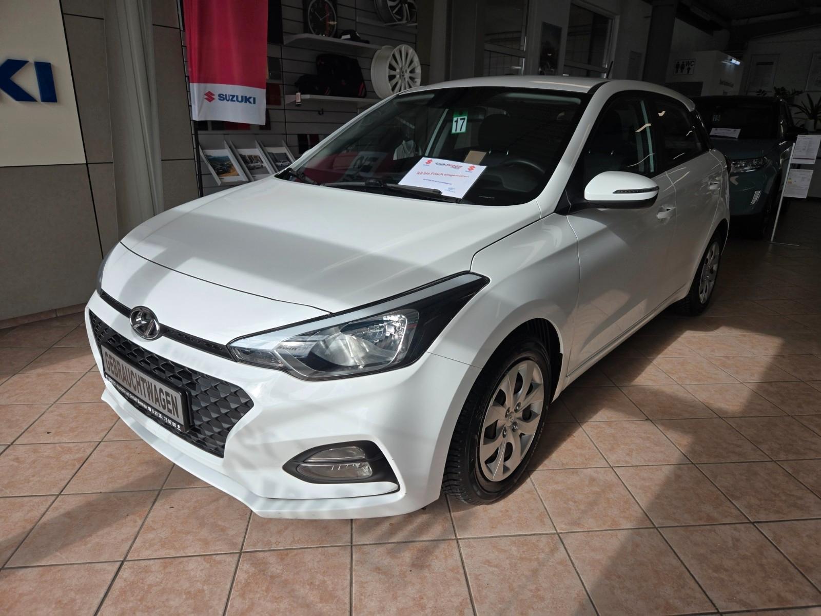 Hyundai i20 MT FL 1.2  Navi, Kamera, Klima, Allwetter
