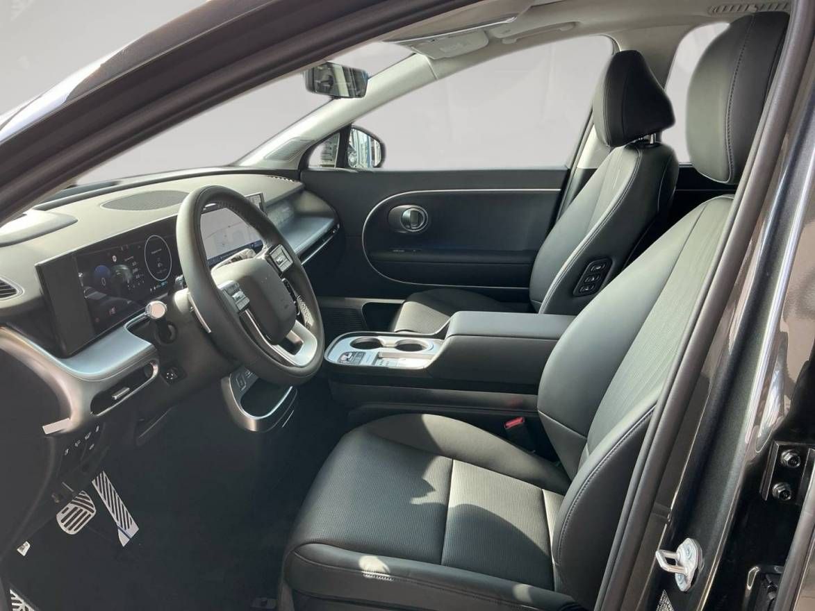 Fahrzeugabbildung Hyundai IONIQ 9 7-Sitzer UNIQ Panorama-Glas-Schiebedach