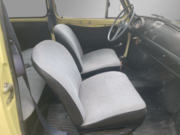 Seat 600-L Turismo *mtl. 95€*