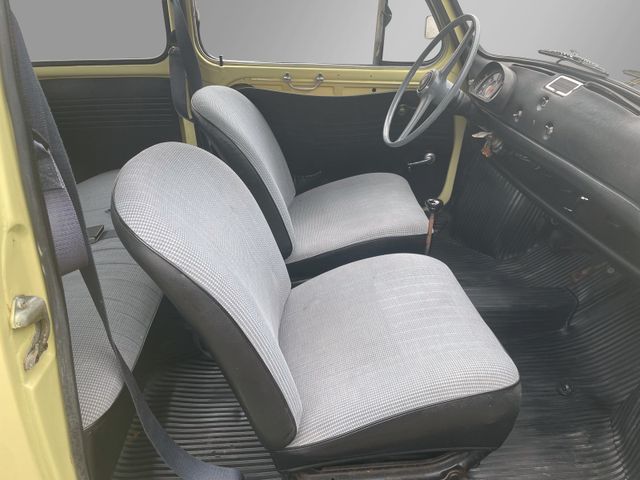 Seat 600-L Turismo *mtl. 95€*