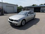 BMW 750i Tüv 11/2026 Top Zustand - BMW 750 aus 2006: 750i