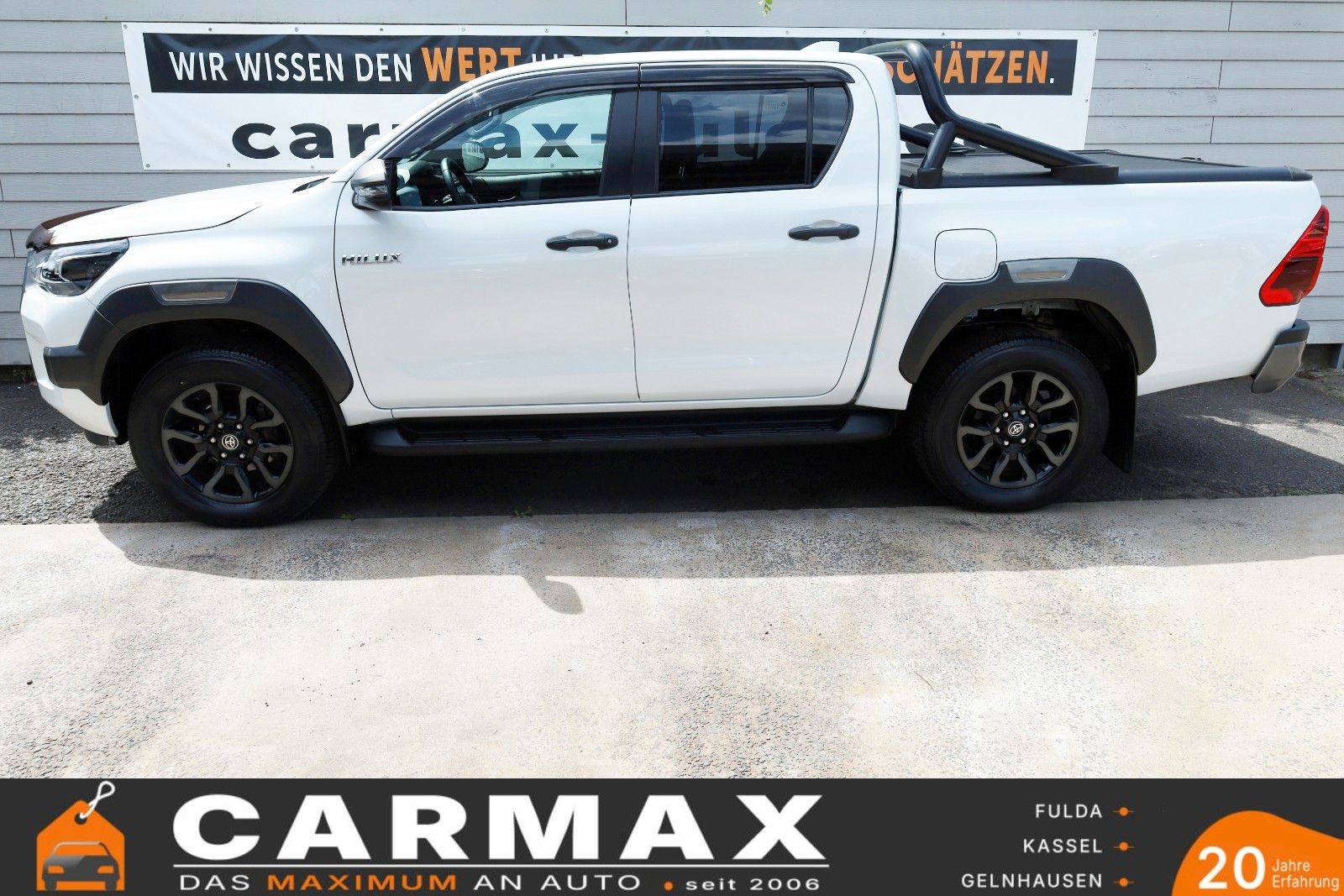 Fahrzeugabbildung Toyota Hilux 2.8 D-4D Invincible,ACC,Rollo,Rollbüg.,AHK