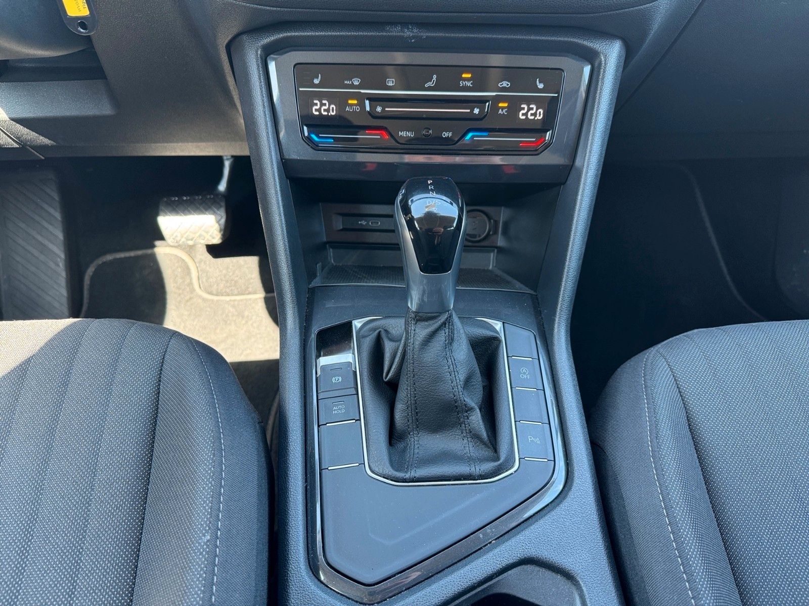 Fahrzeugabbildung Volkswagen Tiguan Allspace Life 1.5 TSI