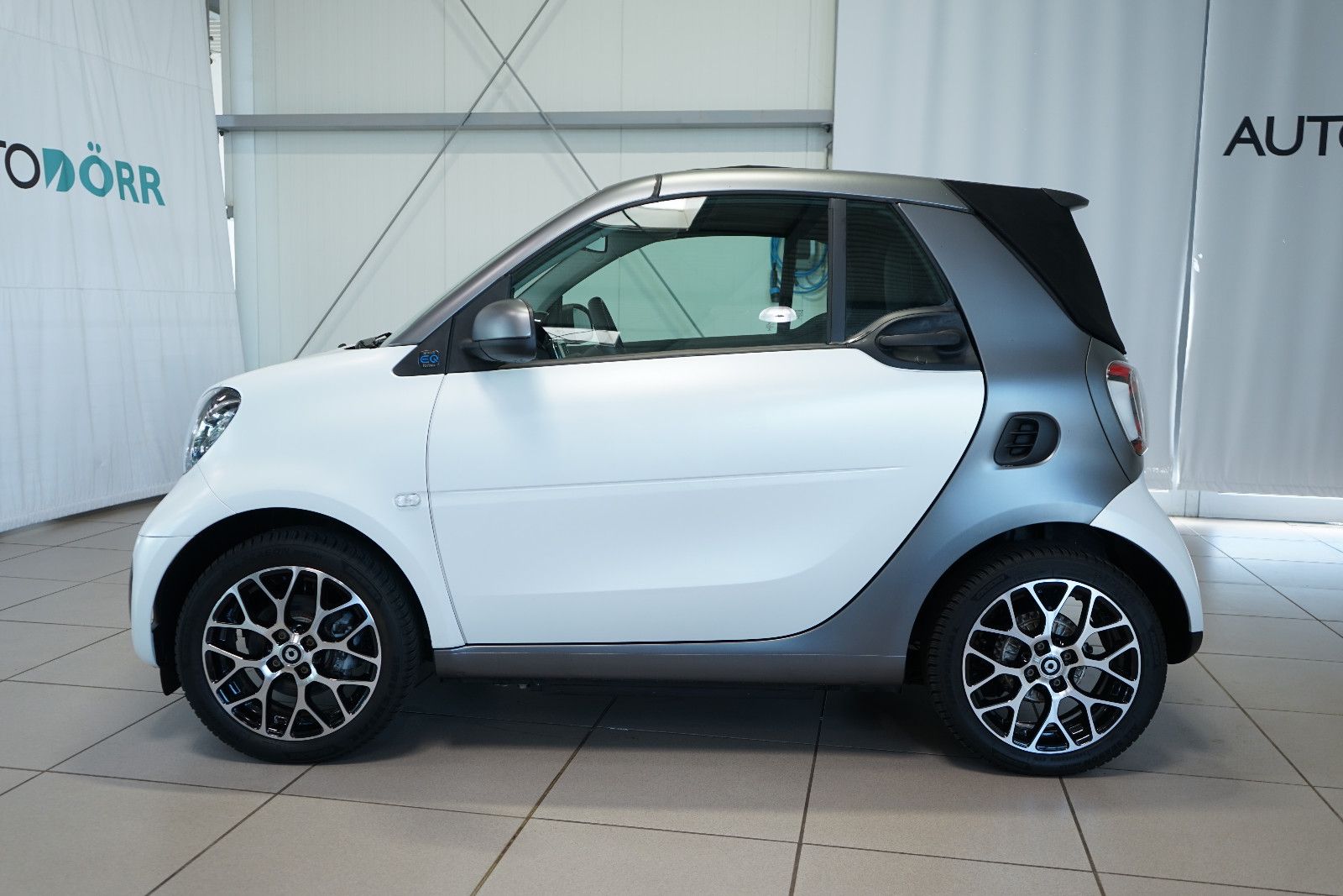 Smart ForTwo Cabrio EQ Prime JBL+Kamera+SHZ+Lenkradhz. imagem 3