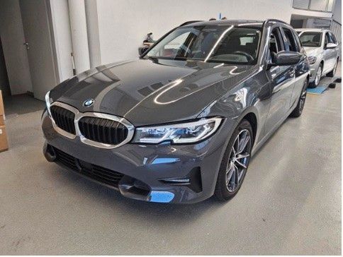 BMW 320d xDrive Sport Line SAG/HUD/Laser/WinterPaket