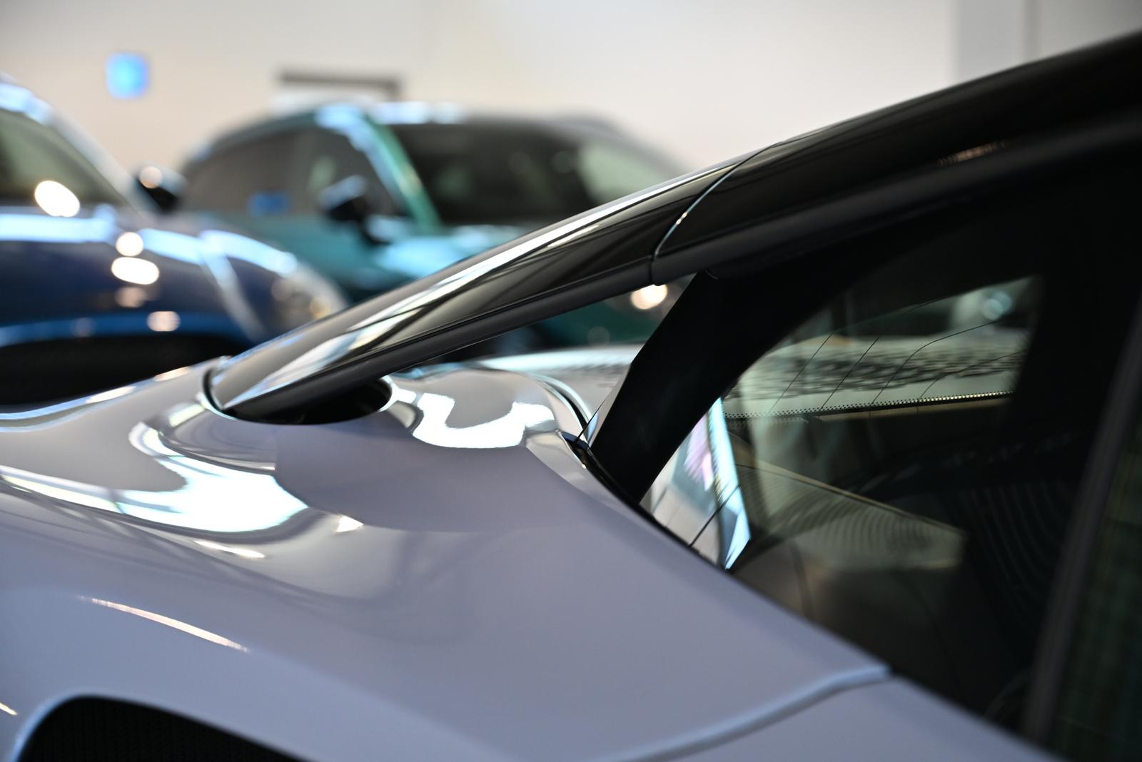 McLaren Artura MSO Ceramic Grey/Tech Lux/Technology Pack