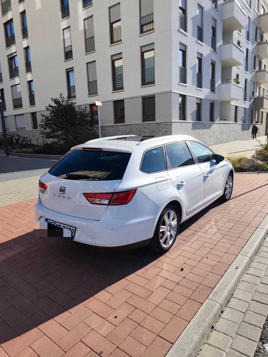 Seat Leon 2015 — фото 5