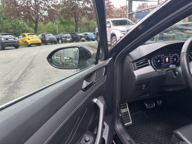 Passat Variant 2.0 TDI R-LINE 4Motion 19 ALU AHK