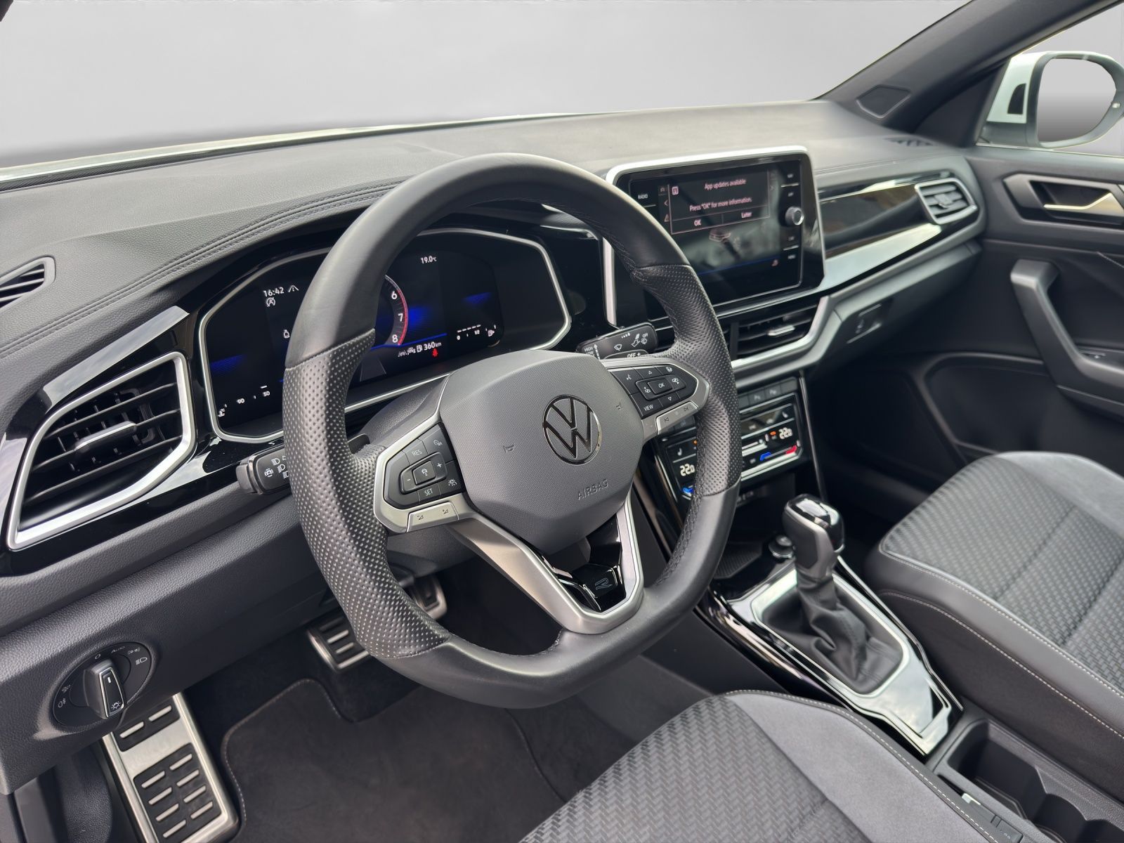 Volkswagen T-Roc - Bild 10
