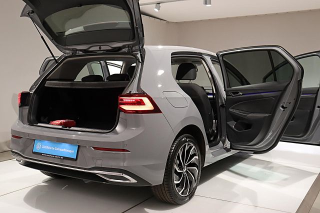 Golf Style 1.4 eHybrid DSG NAVI KAMERA IQ.LIGHT 