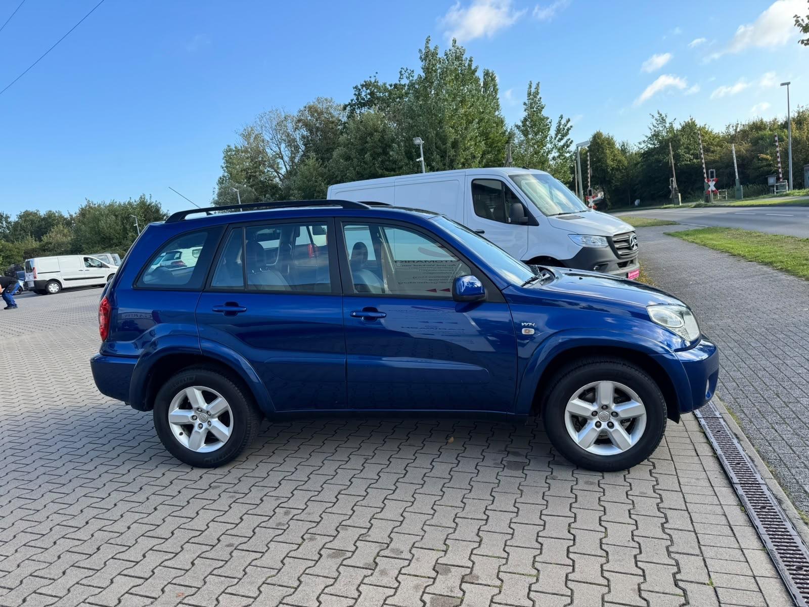 TOYOTA RAV4 2.0 150CH 4X4