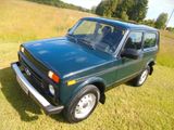 Lada Niva 4x4 Grün SV,AHK 13250 km TOP!!! - Lada: 4.4