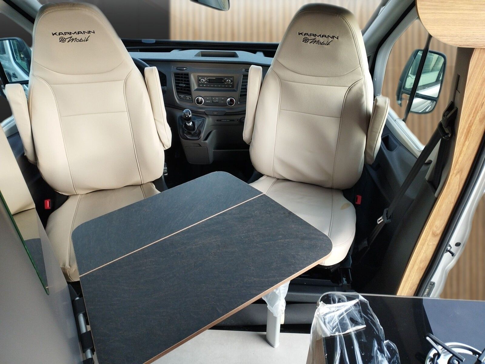 Fahrzeugabbildung Karmann Dexter 4x4 DE 570 AW Allrad 4x4, RFK, AHK