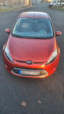 Ford fiesta  1.3 nur 37 000 gelaufen