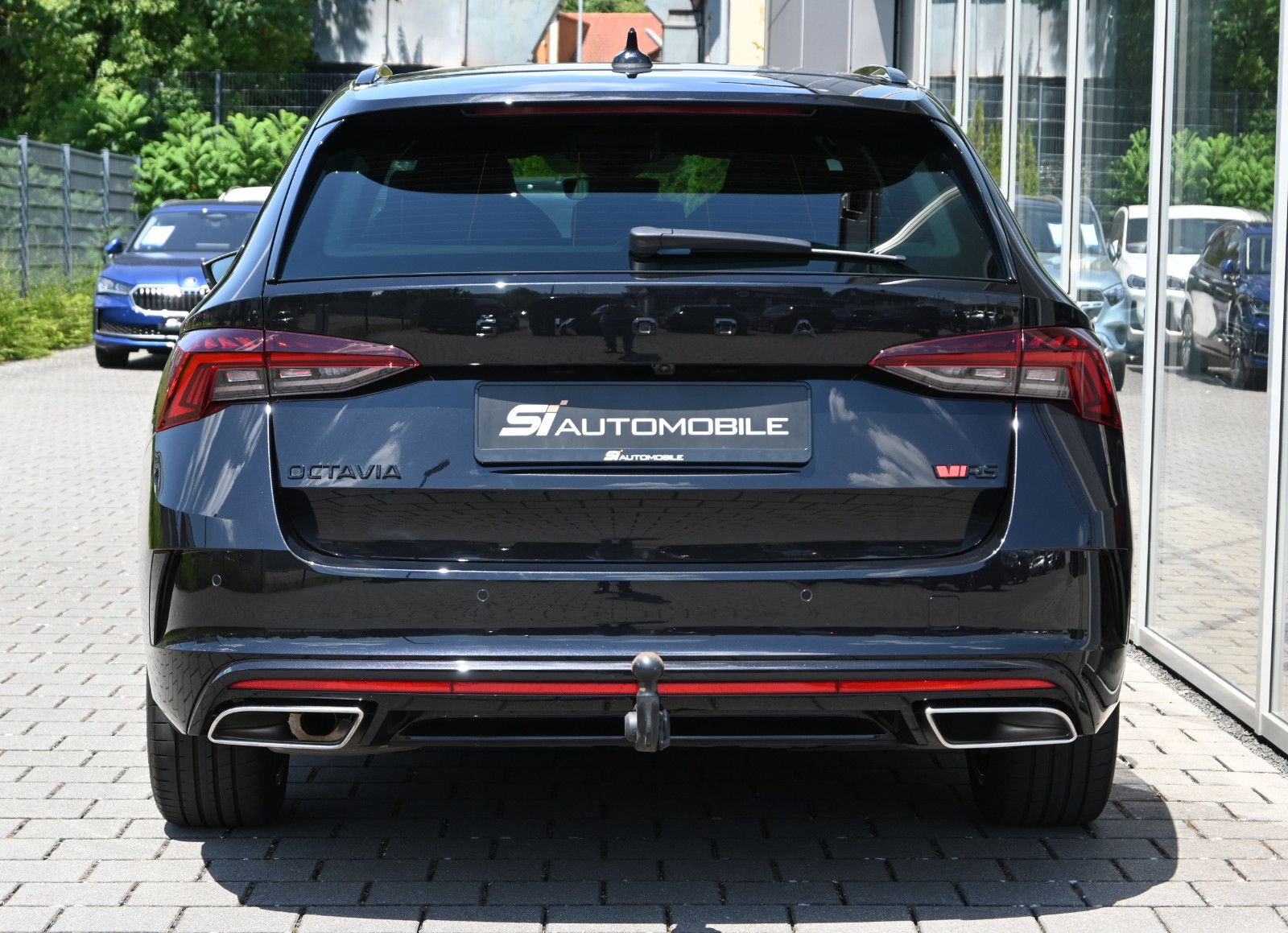 Fahrzeugabbildung SKODA Octavia 2.0 TDI DSG 4x4 RS Combi °AHK°STHZ°DCC°