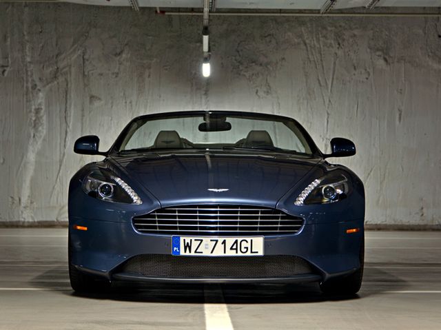 Aston Martin DB9 Volante , Perfect condtion, only 11500km