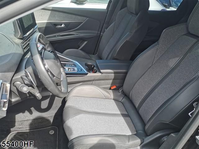 Fahrzeugabbildung Peugeot 3008 1.2 PureTech 130, Allure Pack