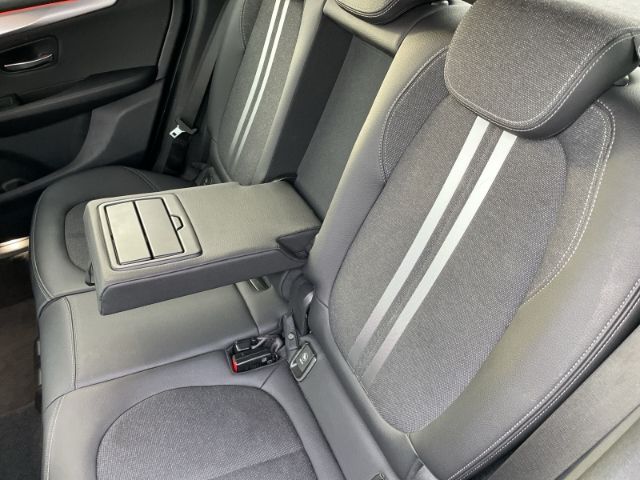 Fahrzeugabbildung BMW 220 Active Tourer i M Sport Autom. Navi, Rückfah