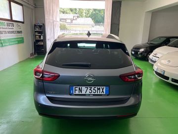 Opel Insignia - 11