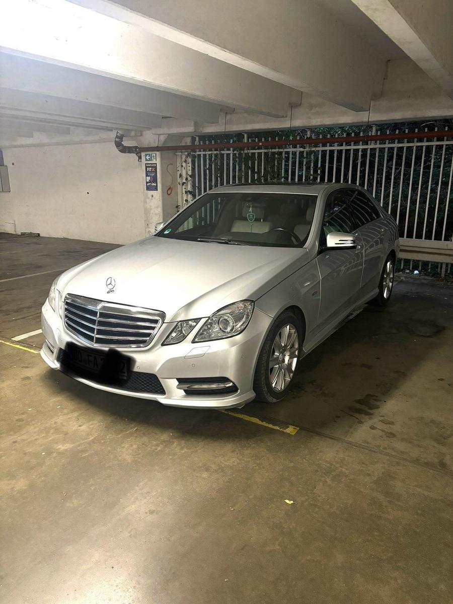 Mercedes-Benz E 220