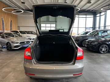 Skoda Octavia Lim. Family *SZHZ*PDC*ISOFIX-BEIFAHRER*