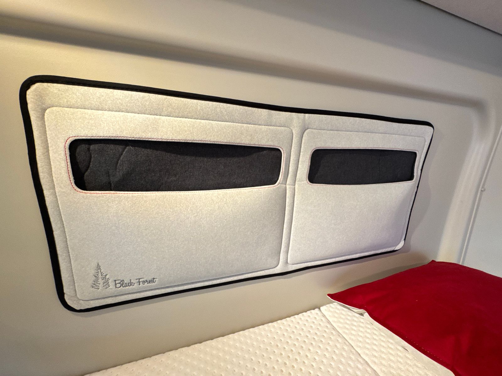 Fahrzeugabbildung Bürstner Campeo Black Forest C 600 AUFSTELLDACH SHZ NAVI+