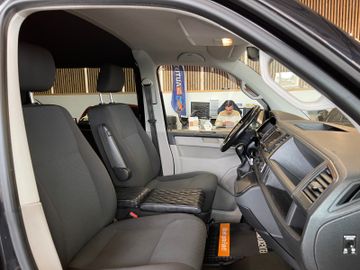 Volkswagen T6 Kombi EcoProfi *2. Hand*6-Sitzer*Navi*