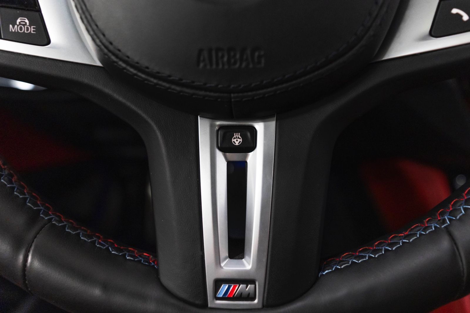 Fahrzeugabbildung BMW X4 M COMPETITION ACC H&K HUD LED 360°