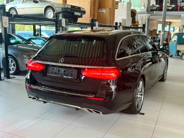 Mercedes E 220 - 3