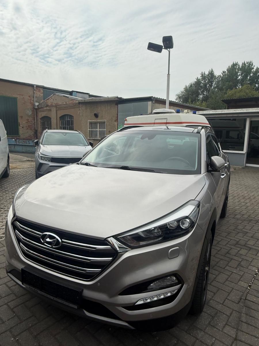 Hyundai TUCSON 4WD/Automatik/Sitzlüftung/Panorama/Allrad