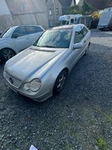 Mercedes-Benz C Klasse 200 - gebrauchte Mercedes-Benz E 200 aus dem Jahr 2001