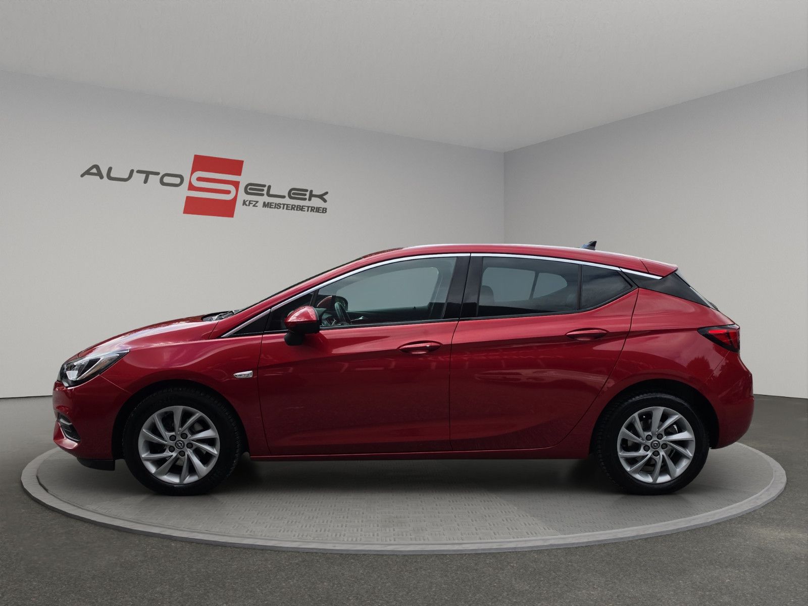Fahrzeugabbildung Opel Astra K Lim. 5-trg. Elegance Start/Stop