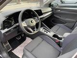 Volkswagen Golf VIII *United* 1.5 eTSi DSG *Navi*AHK*LED* - Volkswagen Vorführfahrzeuge