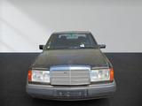 Mercedes-Benz 260 E LM - blaue Mercedes-Benz 260