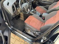 Fahrzeugabbildung Seat Ateca Xcellence 4Drive Navi LED AHK 1. Hand