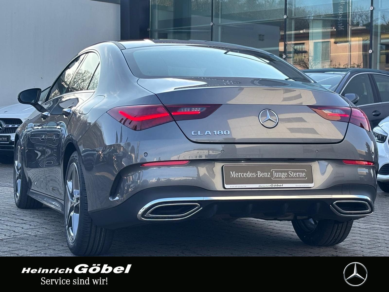 Fahrzeugabbildung Mercedes-Benz CLA 180 AMG-ADV.+ KAMERA WP VZA KLG AMBIENTEBEL