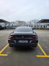 BMW M850i xDrive Coupe Individual B&O - graue BMW M850