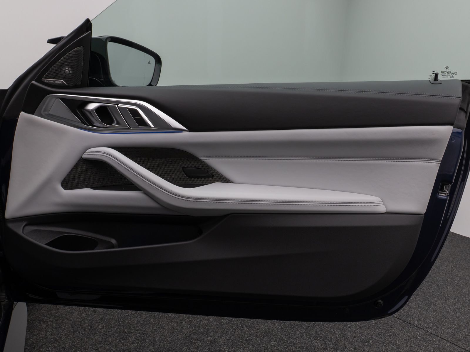 Fahrzeugabbildung BMW M4 Competition M xD Cabrio Kamera Laser HUD H/K