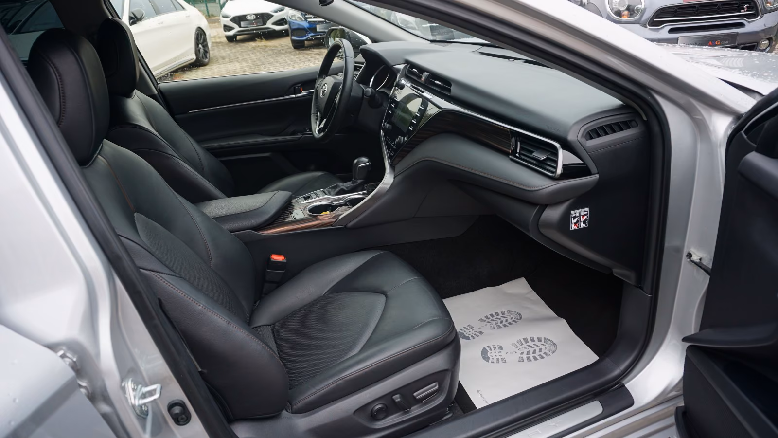 Toyota Camry 2.5 Hybrid Executive*LED*Kamera*ACC*1.Hand