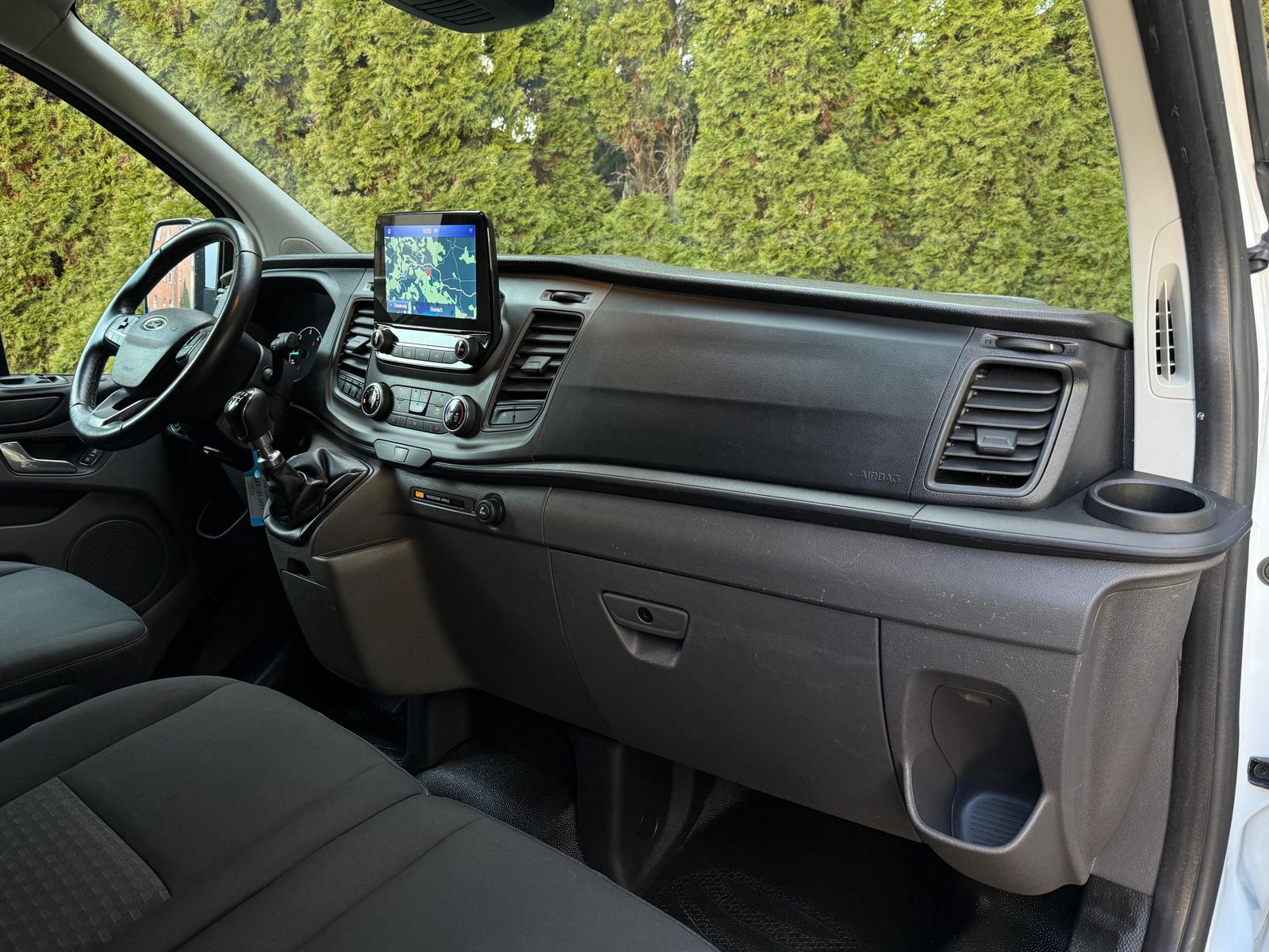 Fahrzeugabbildung Ford Transit Custom 300 L2 3Si+NAVI+SHZ+KAM+DAB+SYNC3