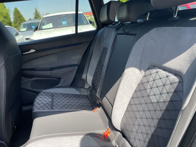 Golf Variant eTSi DSG Black Style Navi LED .