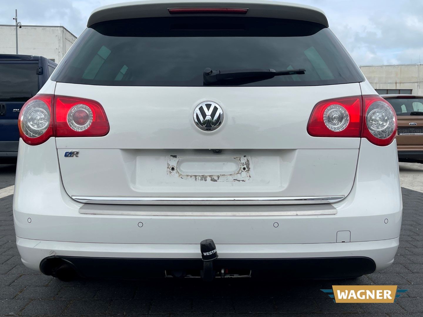 Fahrzeugabbildung Volkswagen Passat Variant Highline R-Line Motorschaden