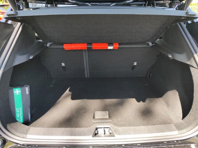 VOLVO EX30 (Bild 11 von Array)