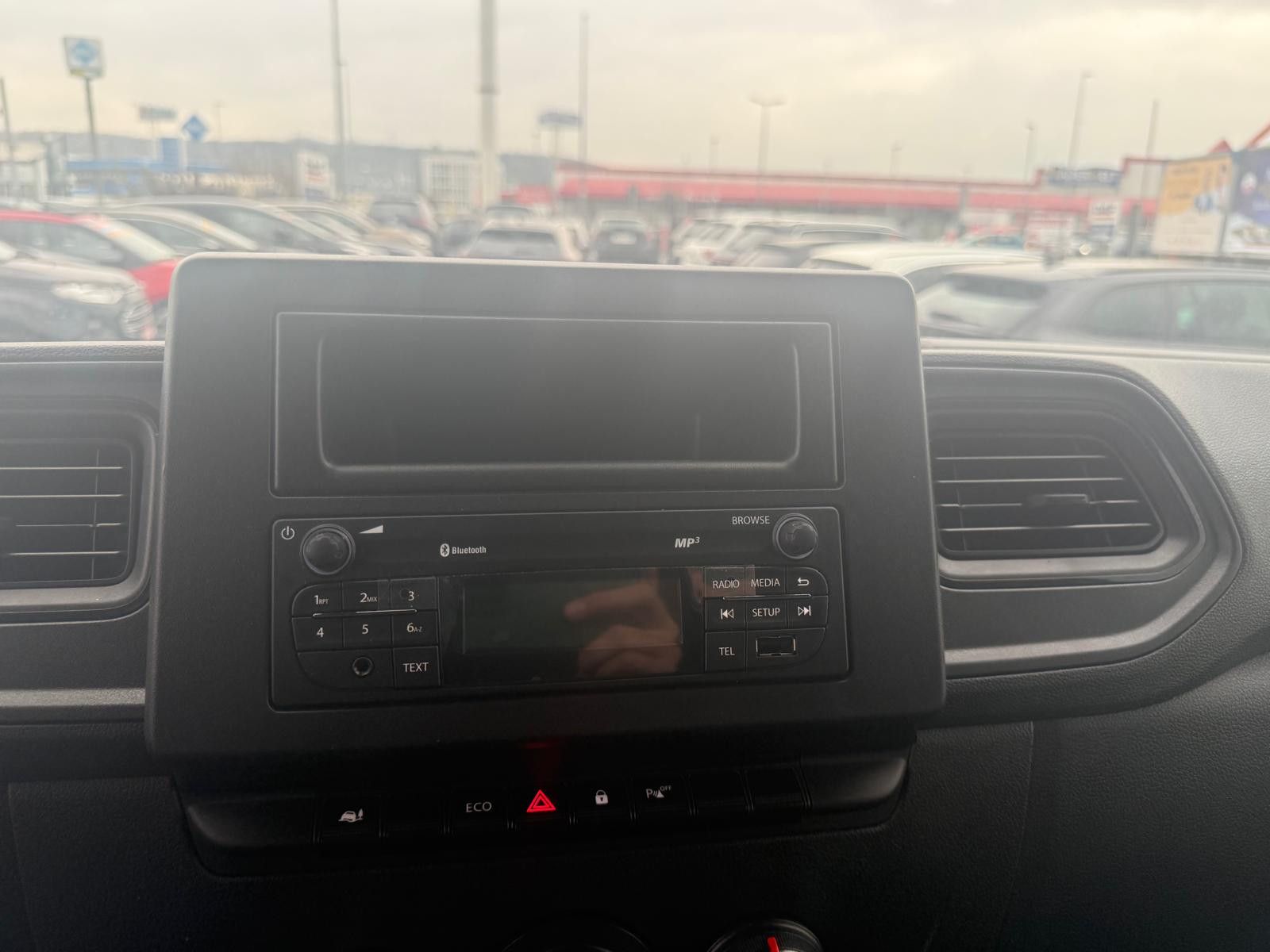 Fahrzeugabbildung Renault Master III Kasten L2H2 HKa 3,5t