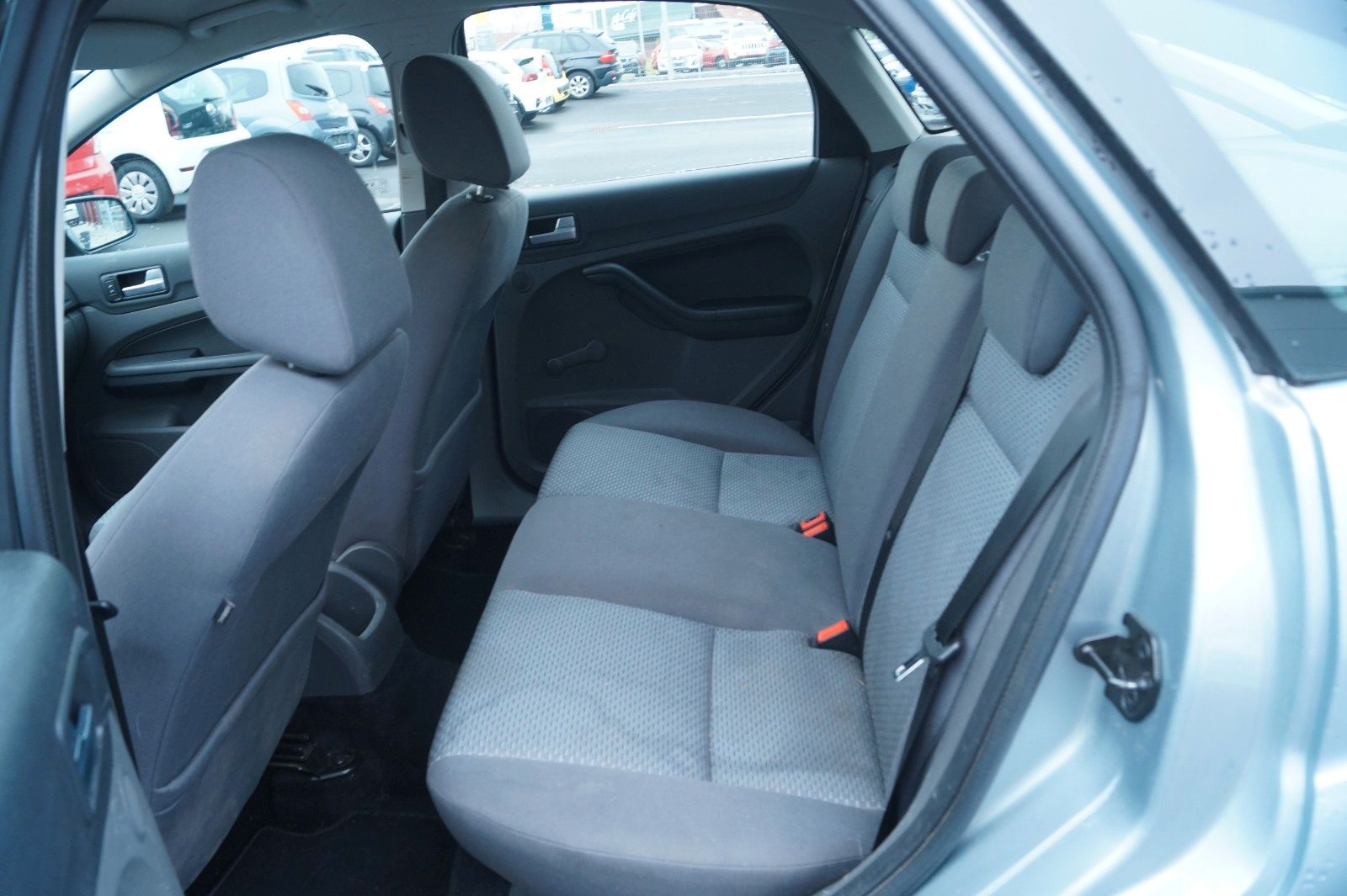 Fahrzeugabbildung Ford Focus Lim. Trend