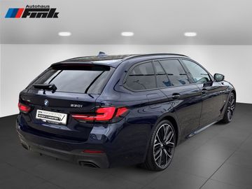 BMW 530i xDrive Touring M Sportpaket Head-Up HiFi