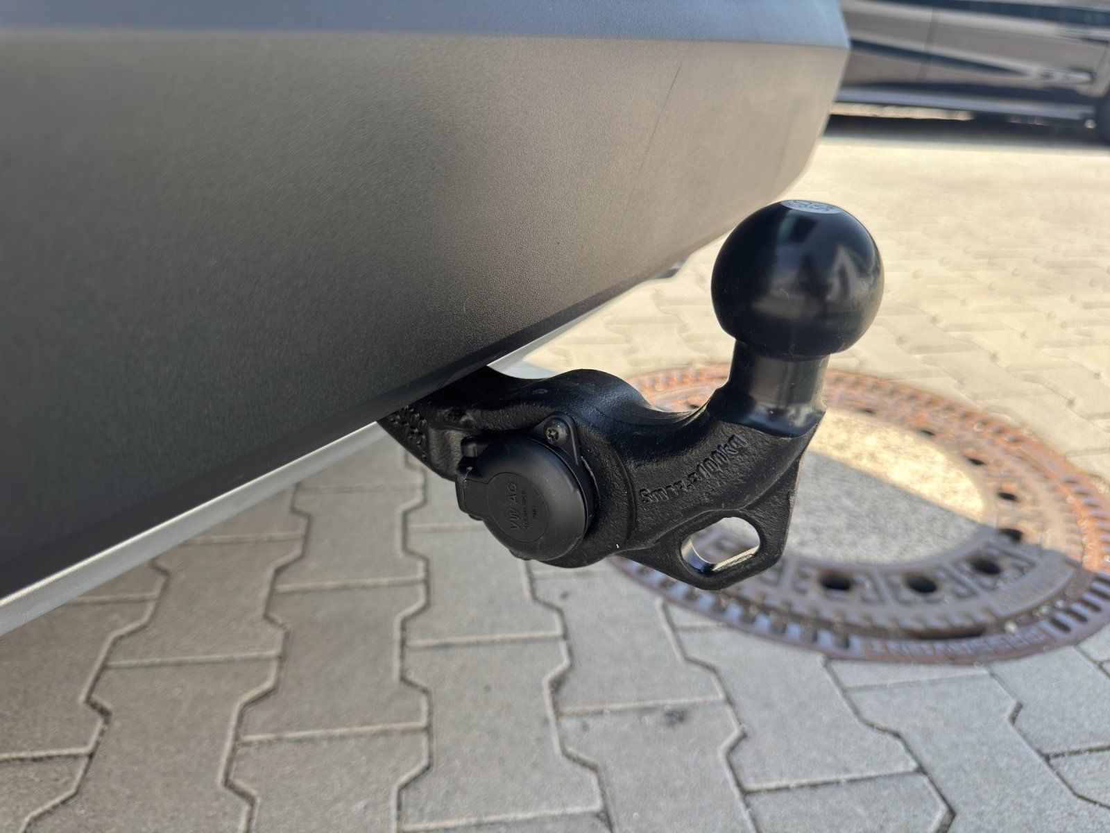 Fahrzeugabbildung SKODA Kodiaq 1.5 TSI DSG Ambition/AHK/KAMERA/ACC/